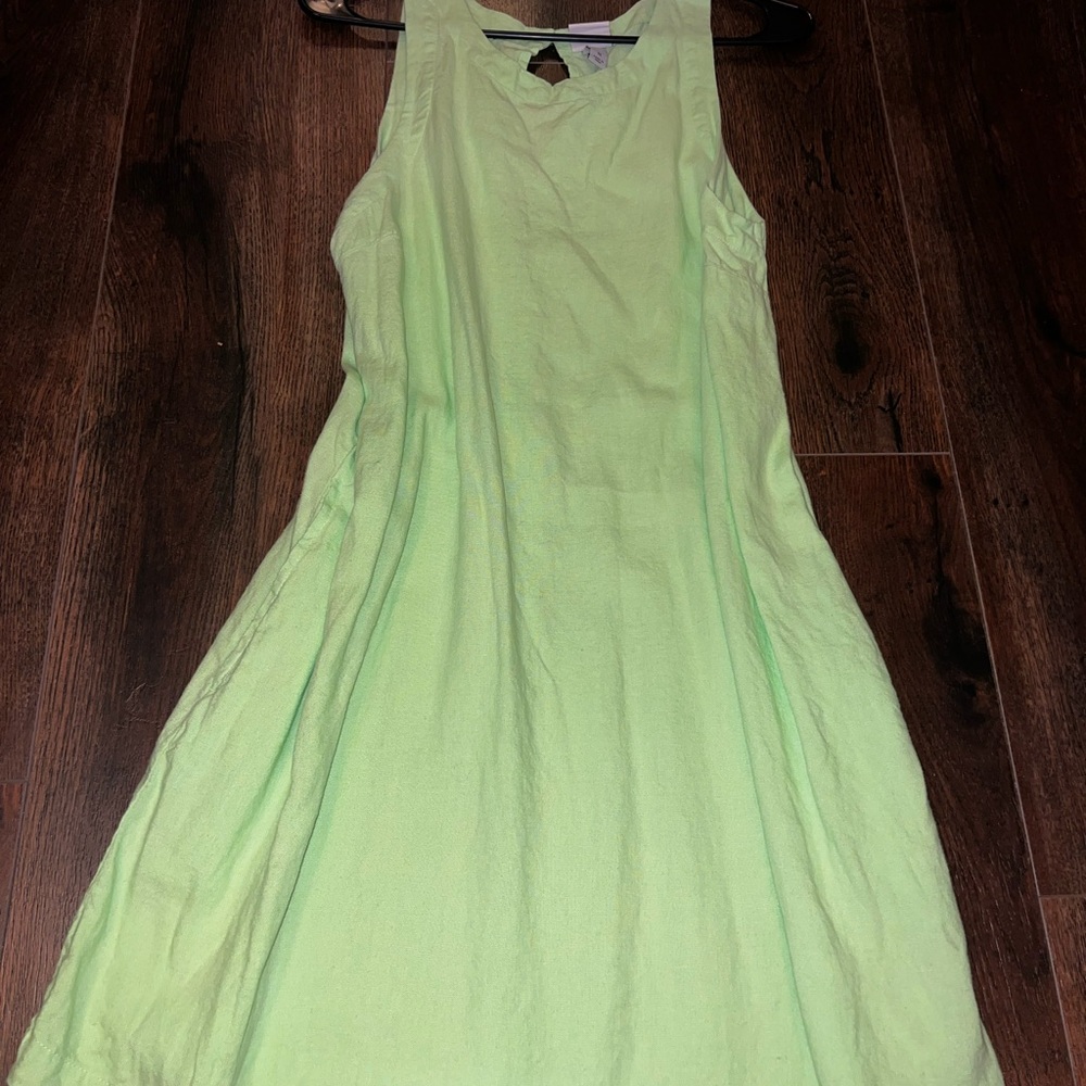 Elegant Green Sleeveless Dress